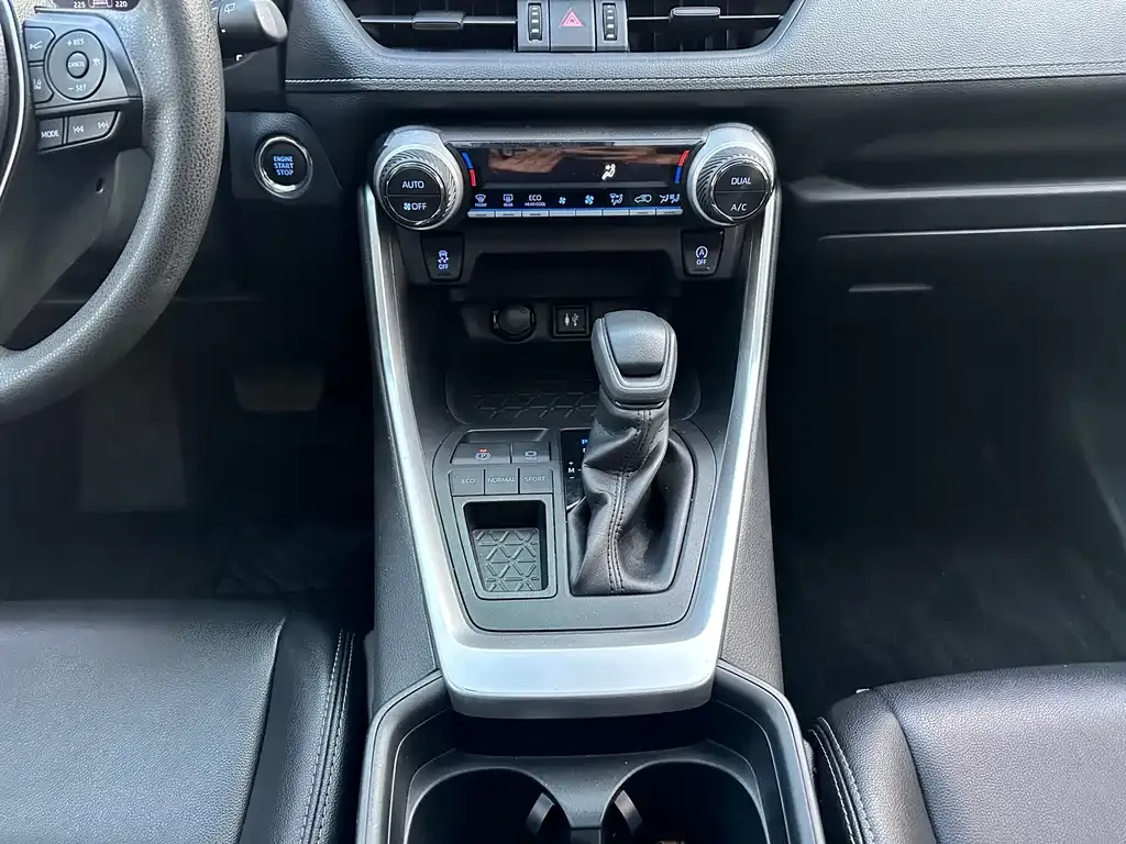 Toyota RAV4 2021 из CN, фото 4