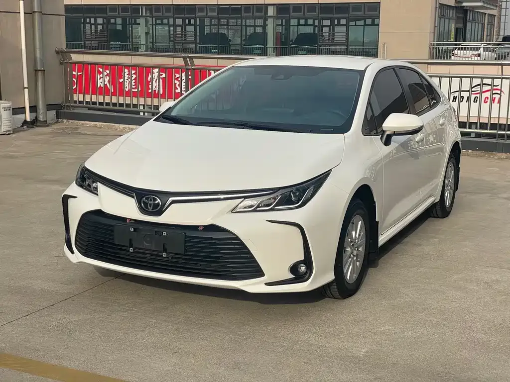 Toyota Corolla 2022 из CN, фото 1