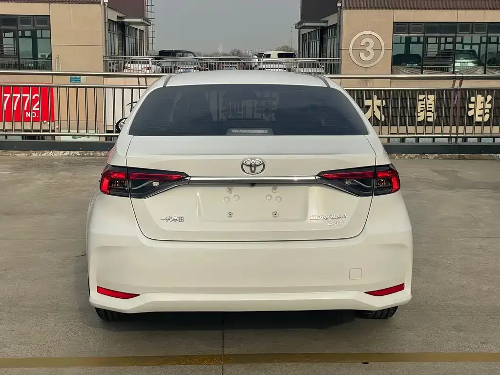 Toyota Corolla 2022 из CN, фото 5