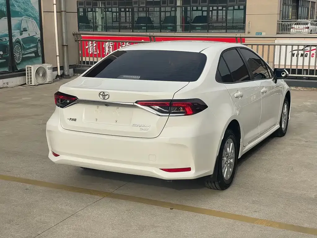 Toyota Corolla 2022 из CN, фото 6