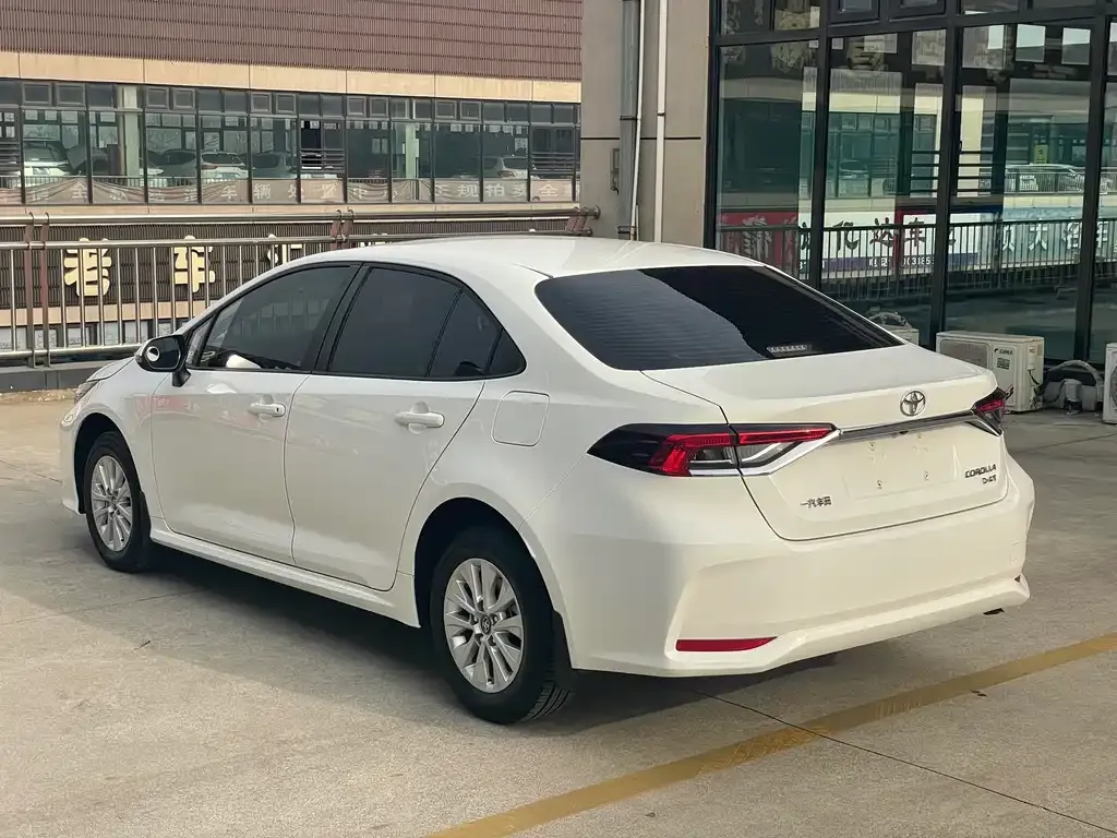 Toyota Corolla 2022 из CN, фото 2