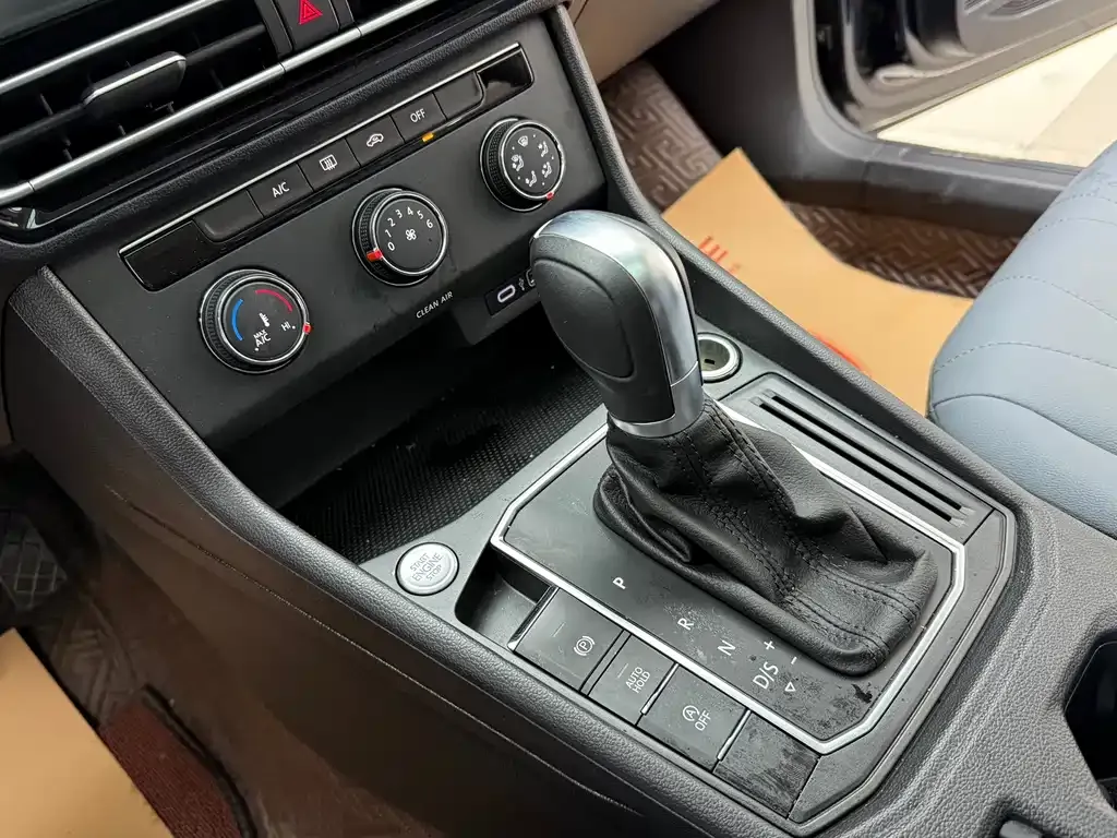 Volkswagen Lavida 2024 из CN, фото 10