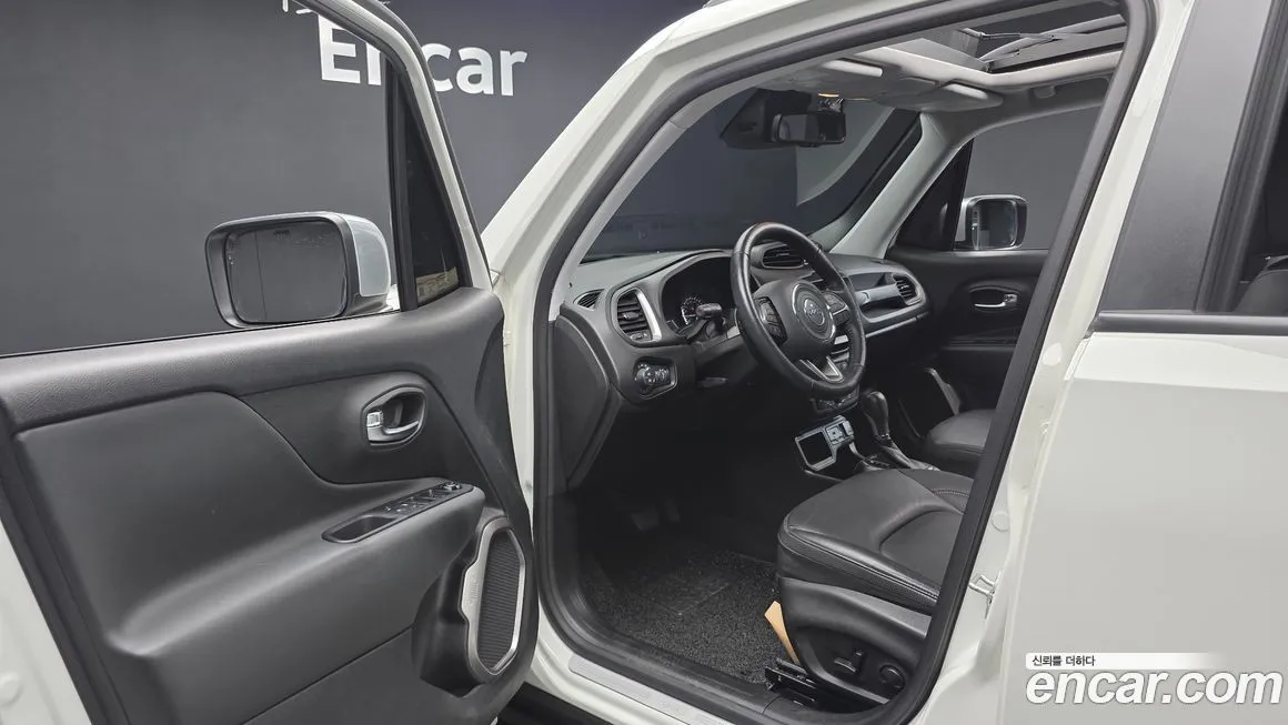 Jeep Renegade 2022 из KR, фото 10