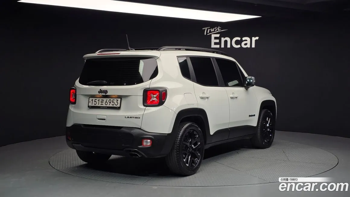 Jeep Renegade 2022 из KR, фото 2