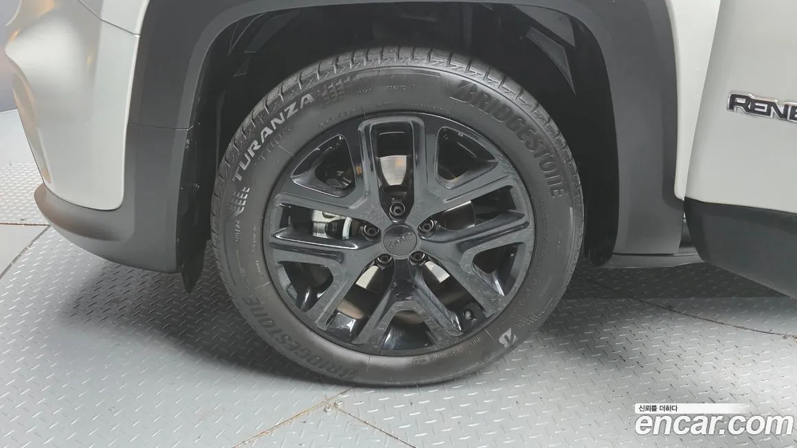 Jeep Renegade 2022 из KR, фото 5