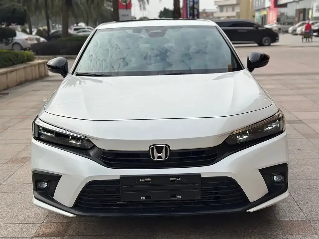 Honda Civic 2022 из CN, фото 2