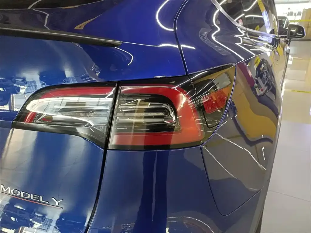 Tesla Model Y 2023 из CN, фото 7