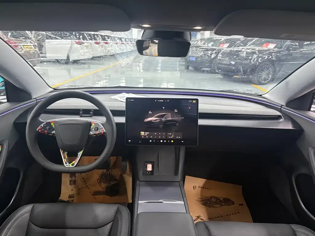 Tesla Model 3 — фото 6