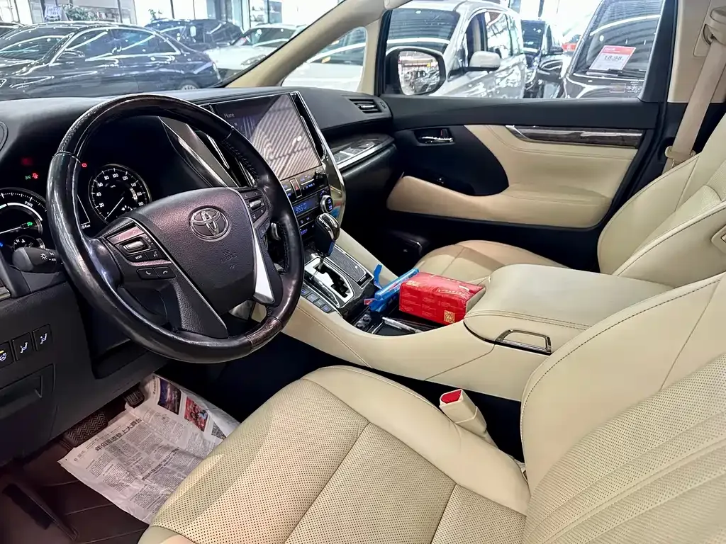 Toyota Vellfire 2021 из CN, фото 8