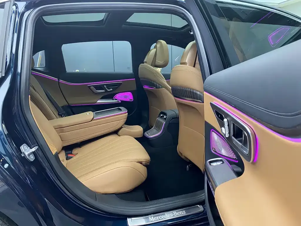 Mercedes-Benz E-Class 2024 из CN, фото 3