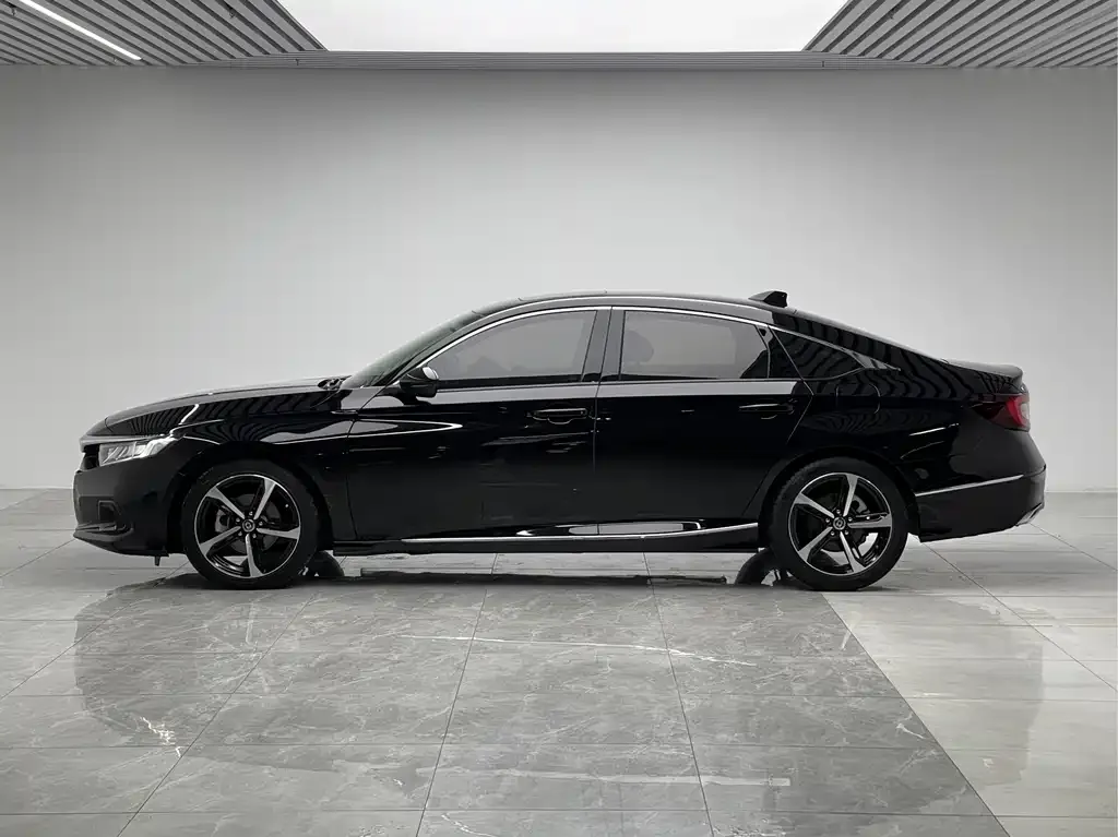 Honda Accord 2023 из CN, фото 4
