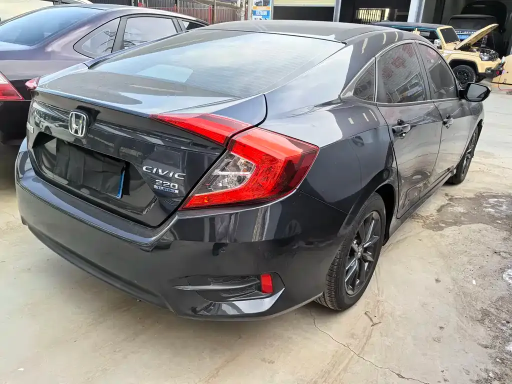 Honda Civic 2021 из CN, фото 6
