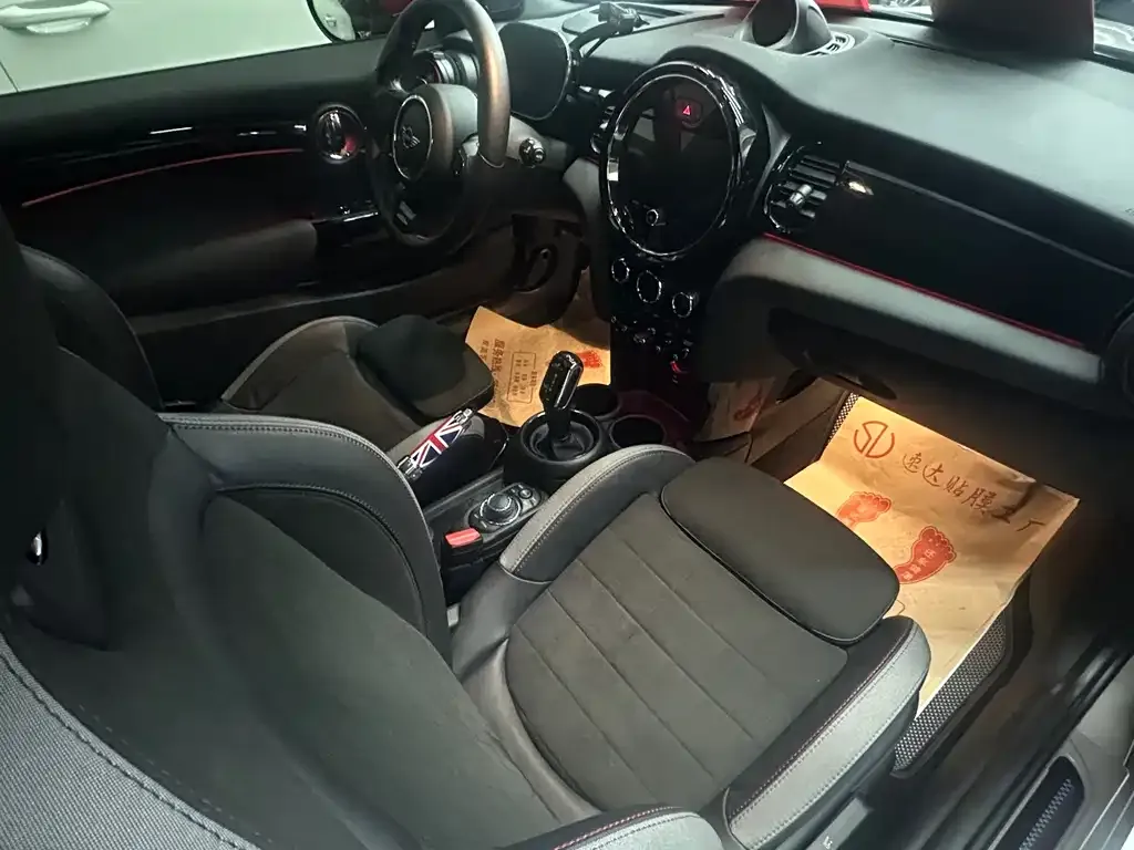 MINI JCW (John Cooper Works) 2022 из CN, фото 4