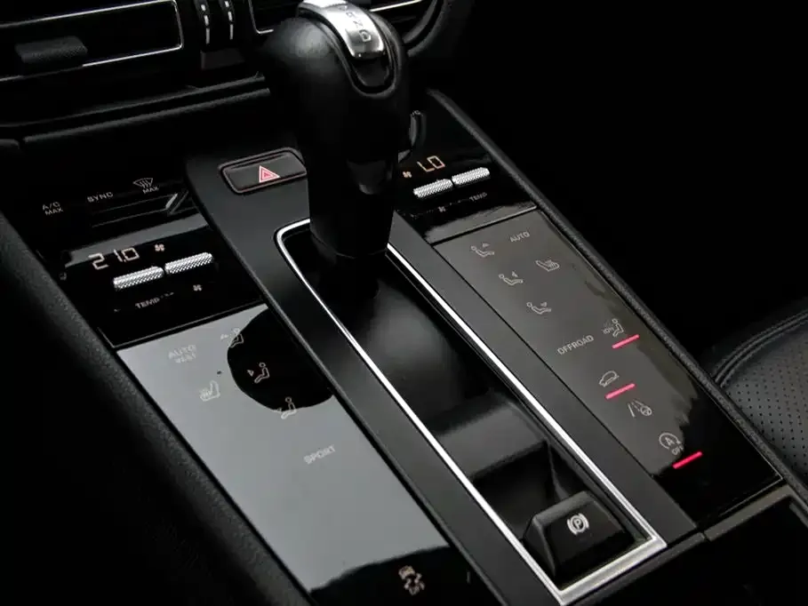 Porsche Macan 2022 из CN, фото 6
