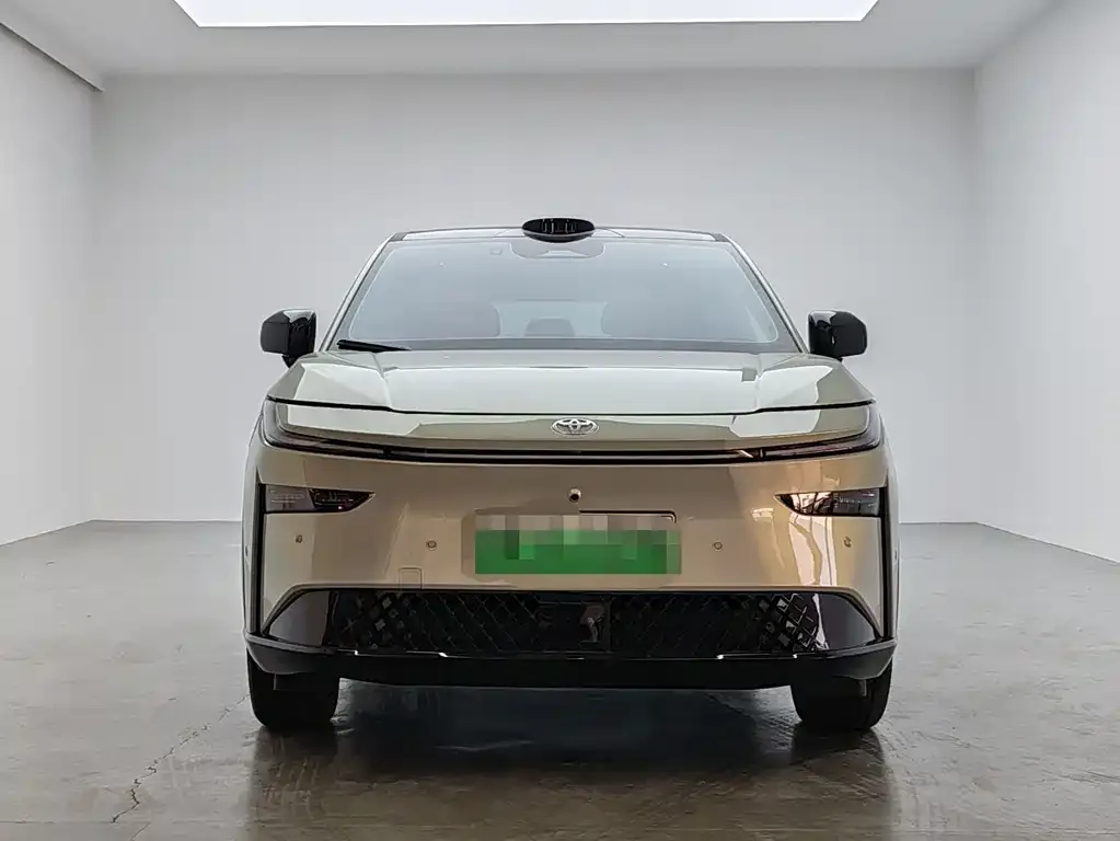 Toyota Platinum 3X 2025 из CN, фото 5