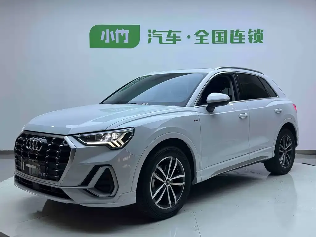 Audi Q3 2023 из CN, фото 1