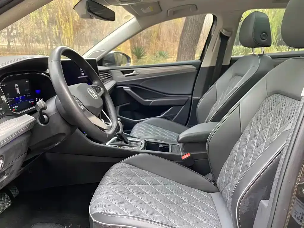 Volkswagen Sagitar 2023 из CN, фото 4