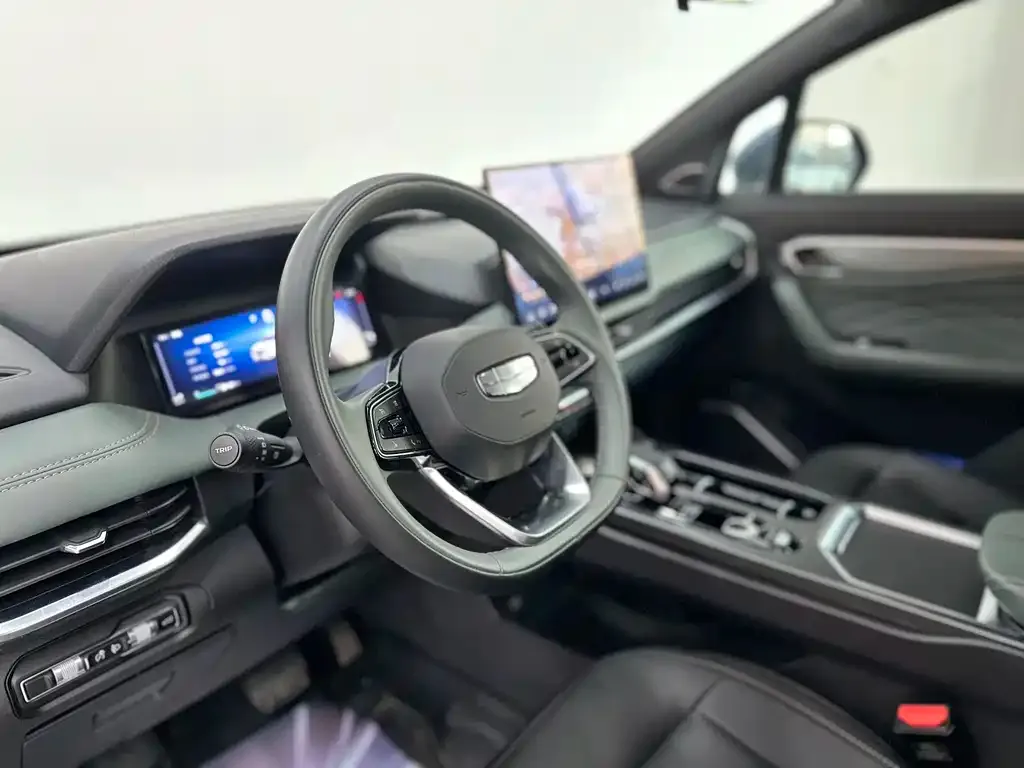 Geely Haoyue L 2024 из CN, фото 4