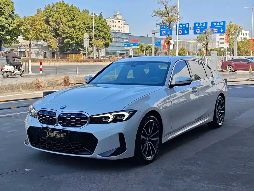 BMW 3 Series 2024 из CN, фото 1