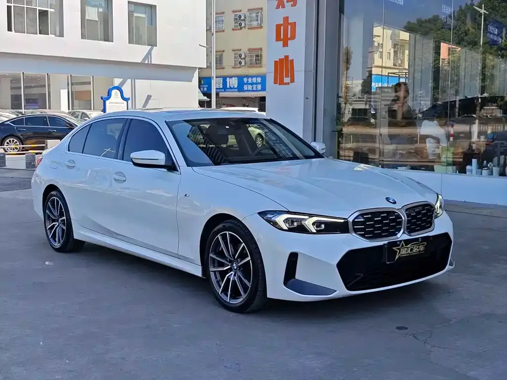 BMW 3 Series 2024 из CN, фото 4