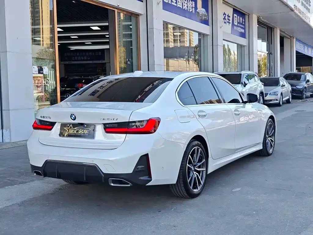 BMW 3 Series 2024 из CN, фото 9