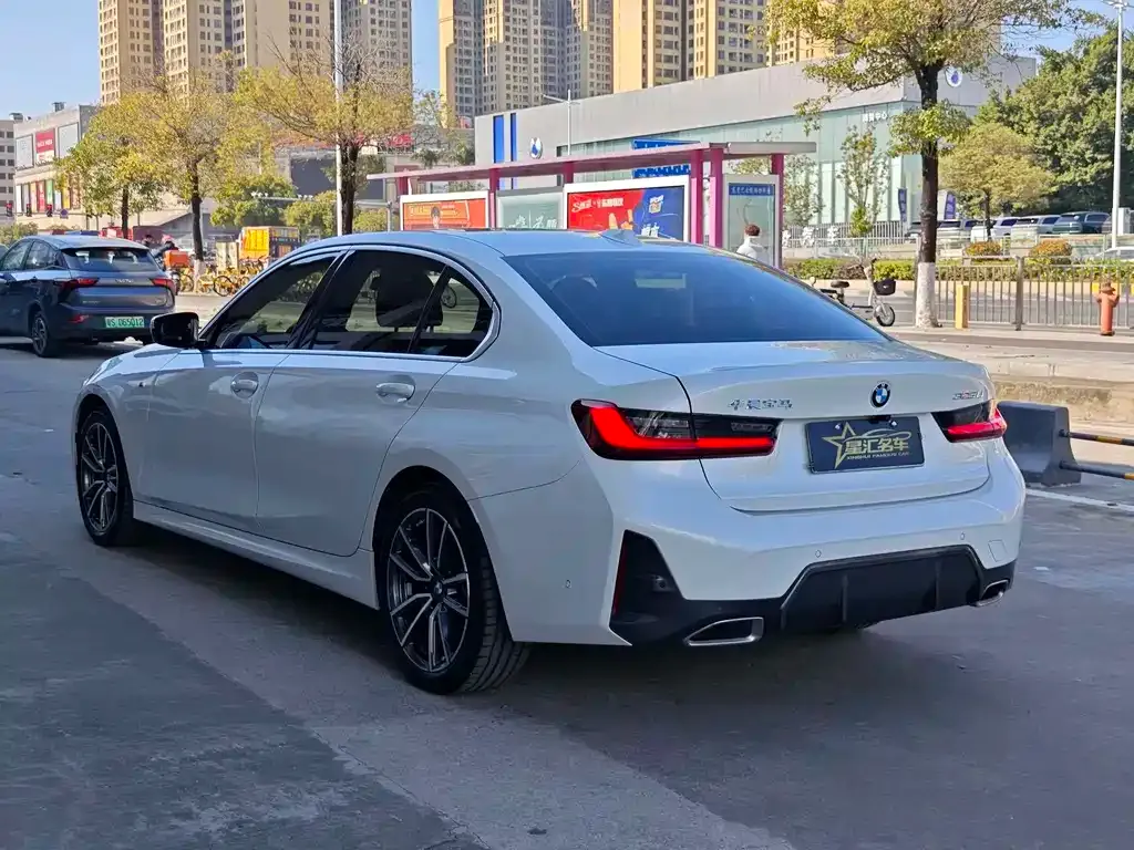 BMW 3 Series 2024 из CN, фото 10