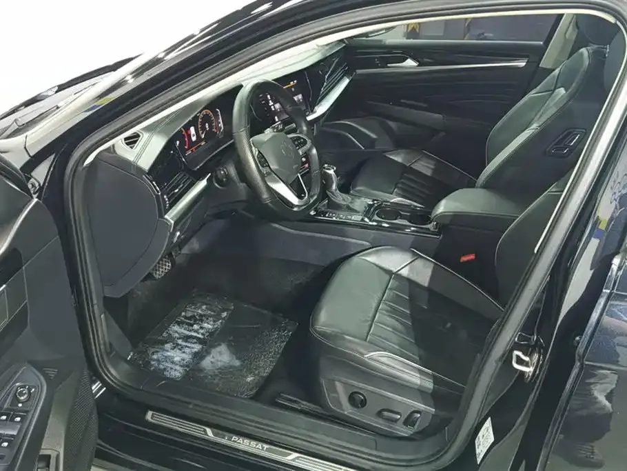 Volkswagen Passat 2022 из CN, фото 10