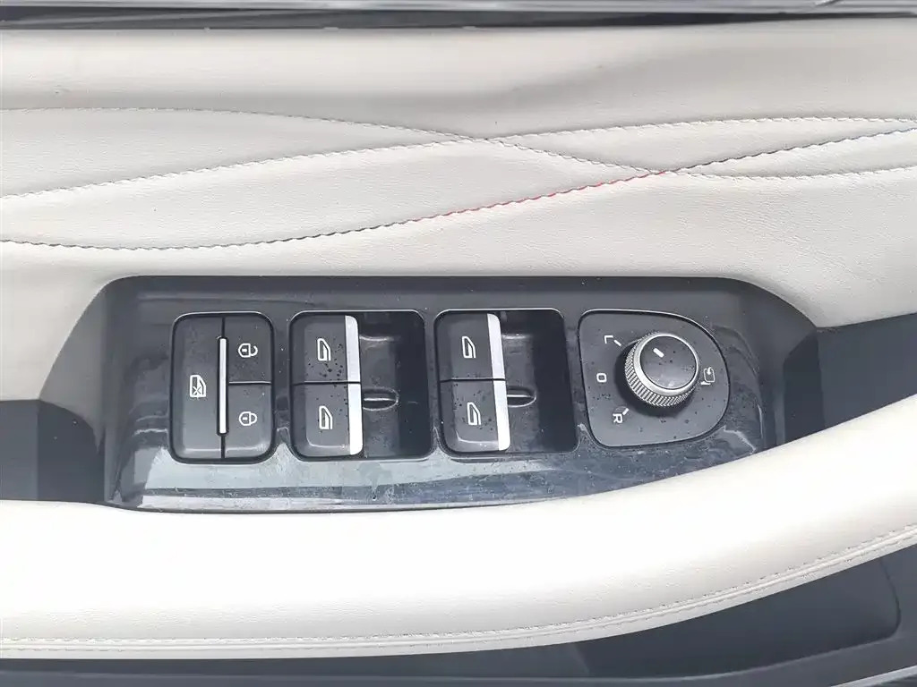 Geely Xingyue L 2021 из CN, фото 9