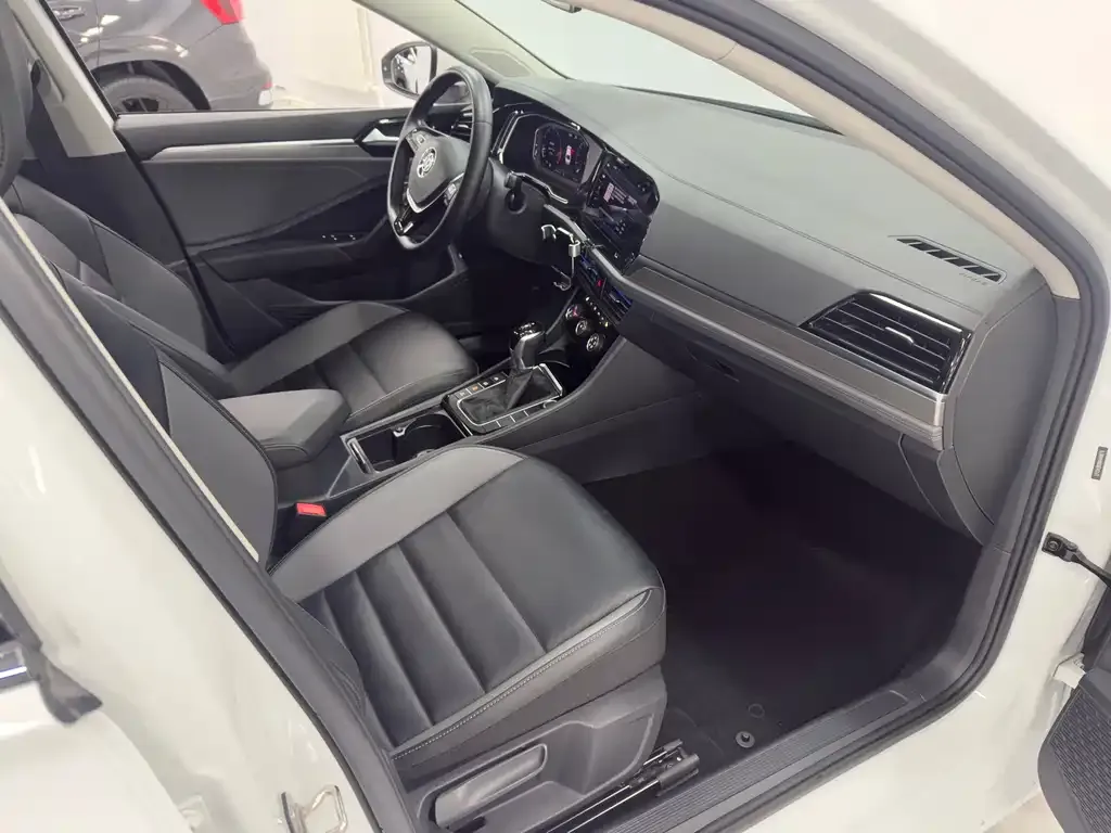 Volkswagen Sagitar 2022 из CN, фото 10