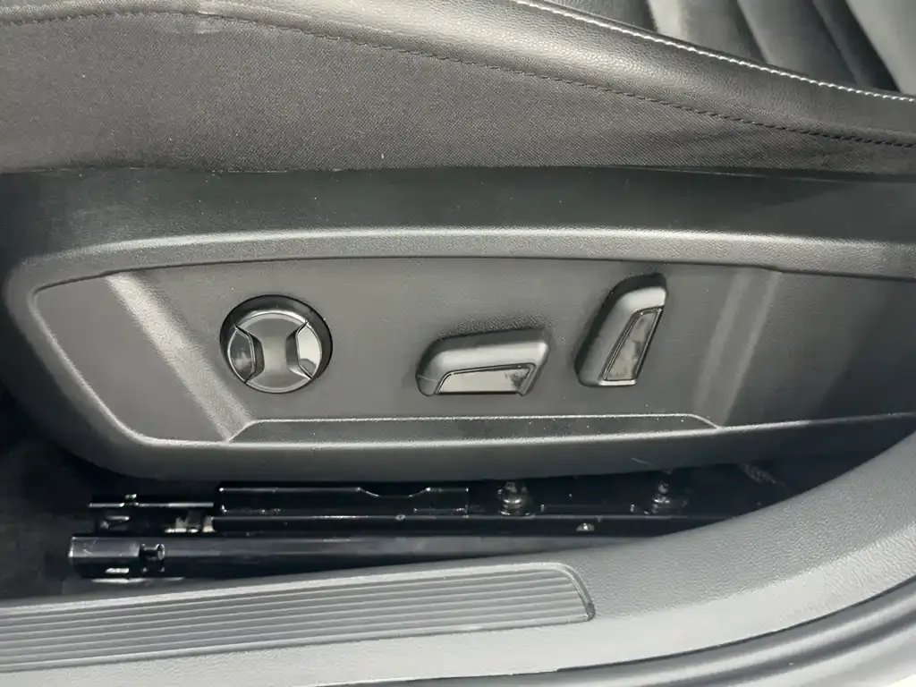 Volkswagen Sagitar 2022 из CN, фото 6