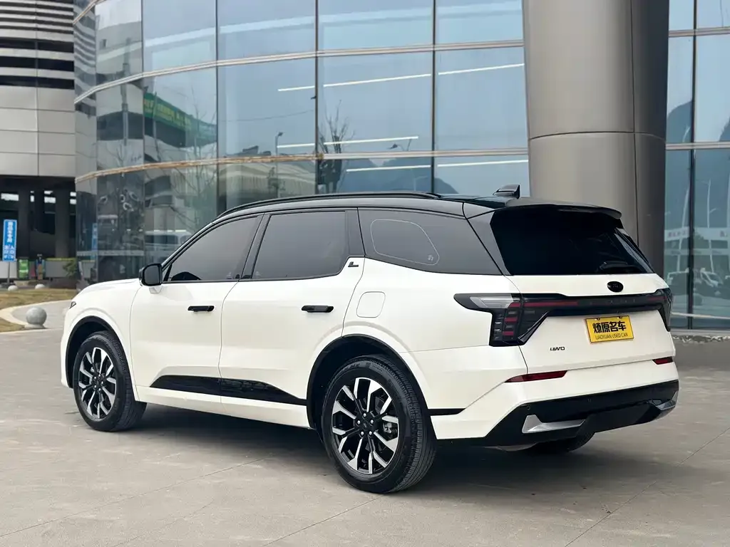 Ford Edge 2025 из CN, фото 5