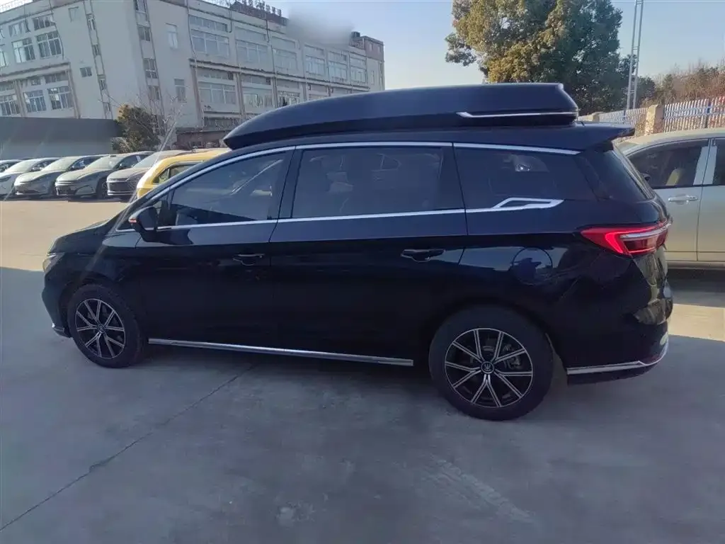 BYD MAX New Energy 2022 из CN, фото 2