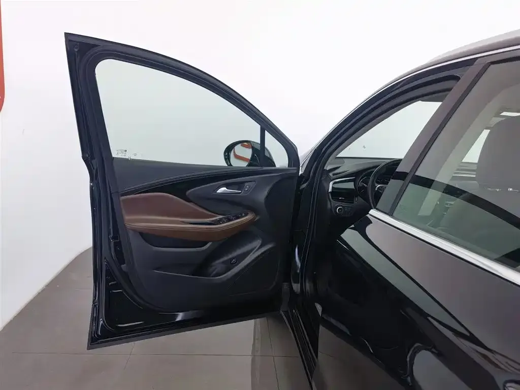 Buick Envision Plus 2021 из CN, фото 2