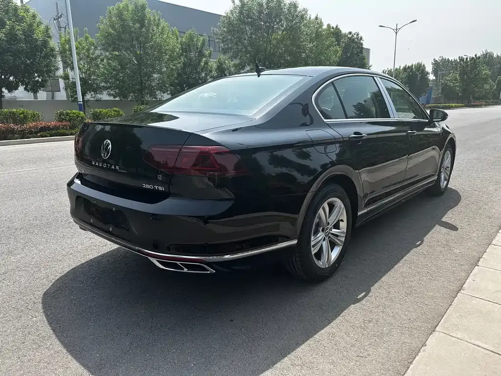 Volkswagen Magotan 2025 из CN, фото 7