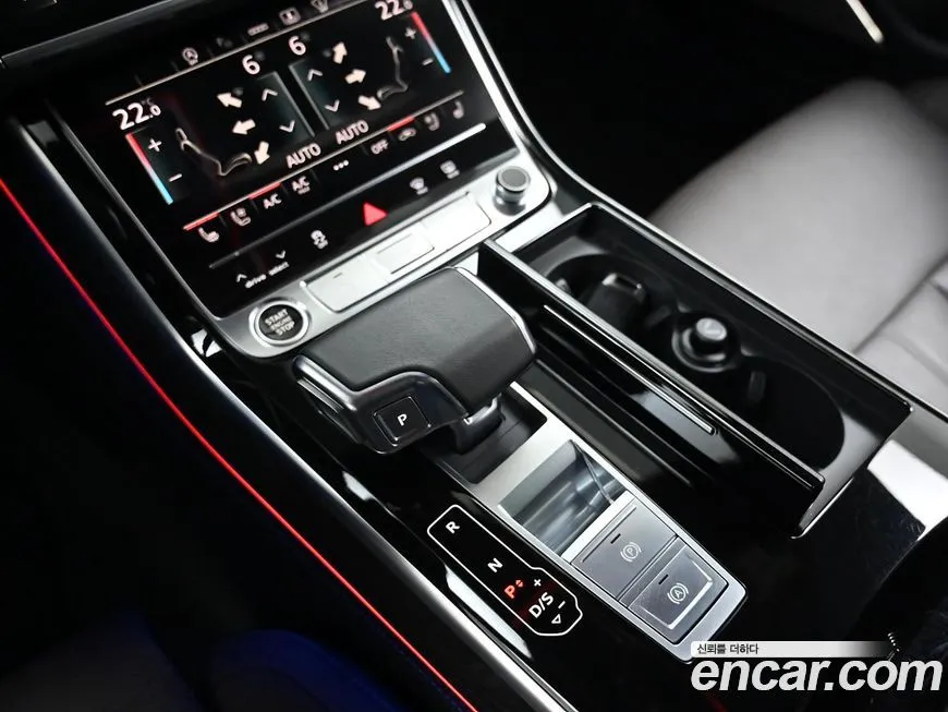 Audi A8 — фото 3