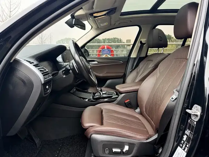 BMW X3 2022 из CN, фото 8
