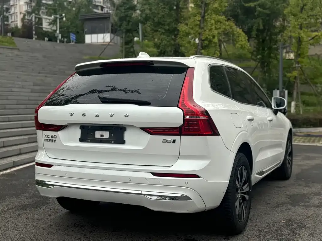Volvo XC60 2022 из CN, фото 5