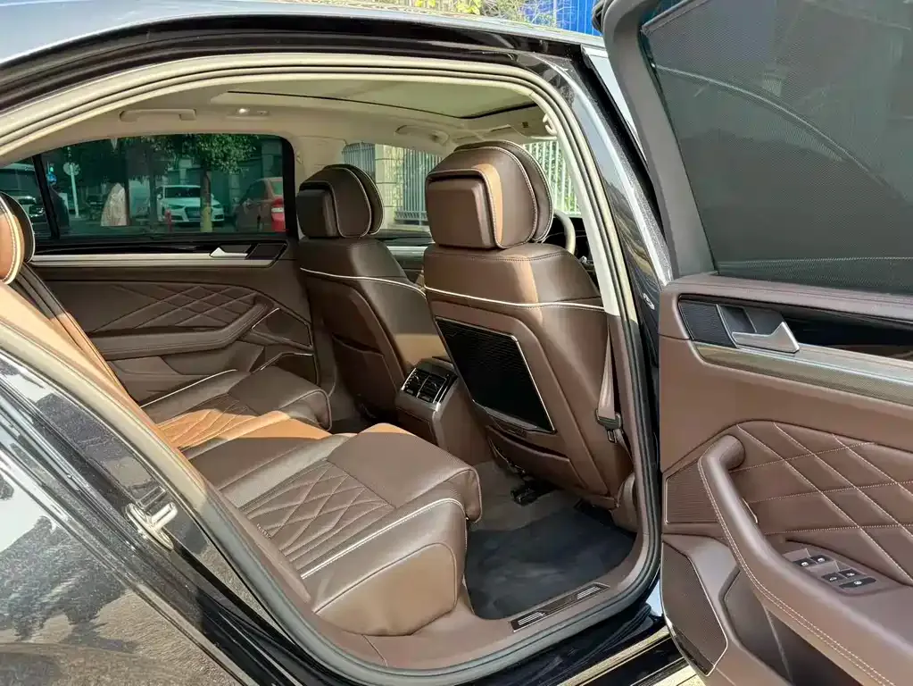 Volkswagen Phideon — фото 5