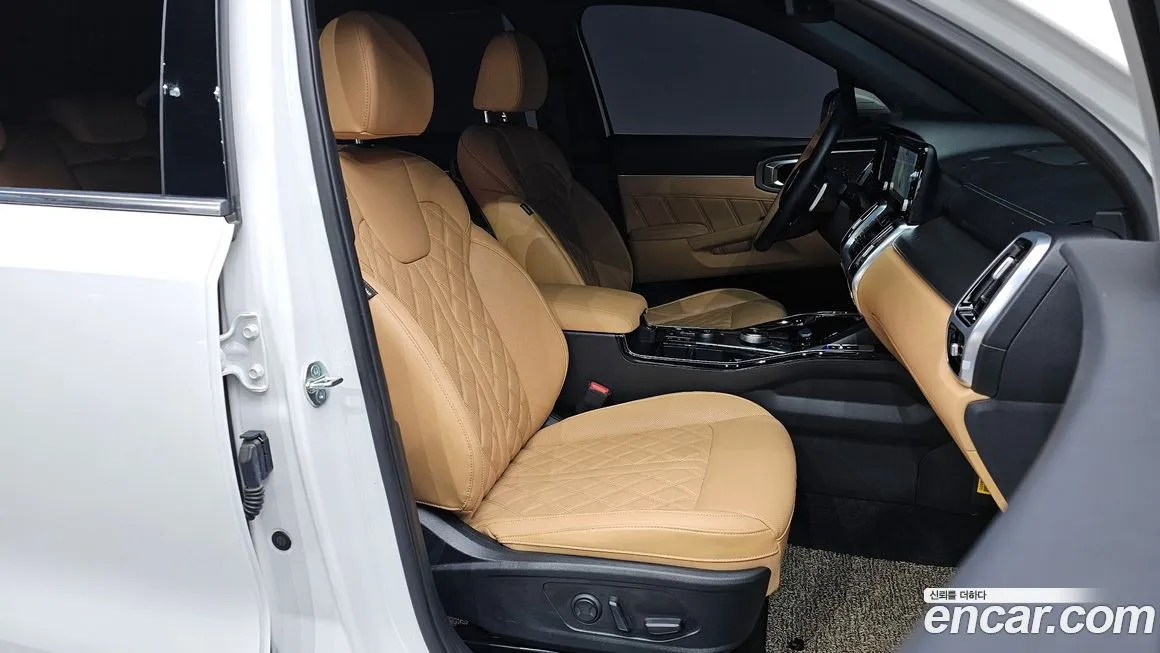 Kia Sorento — фото 10