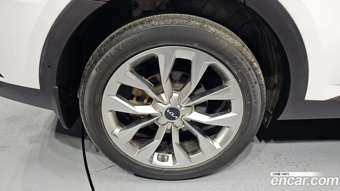 Kia Sorento — фото 5