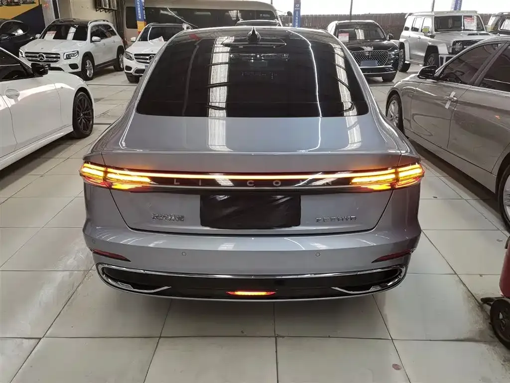 Lincoln Z 2023 из CN, фото 8