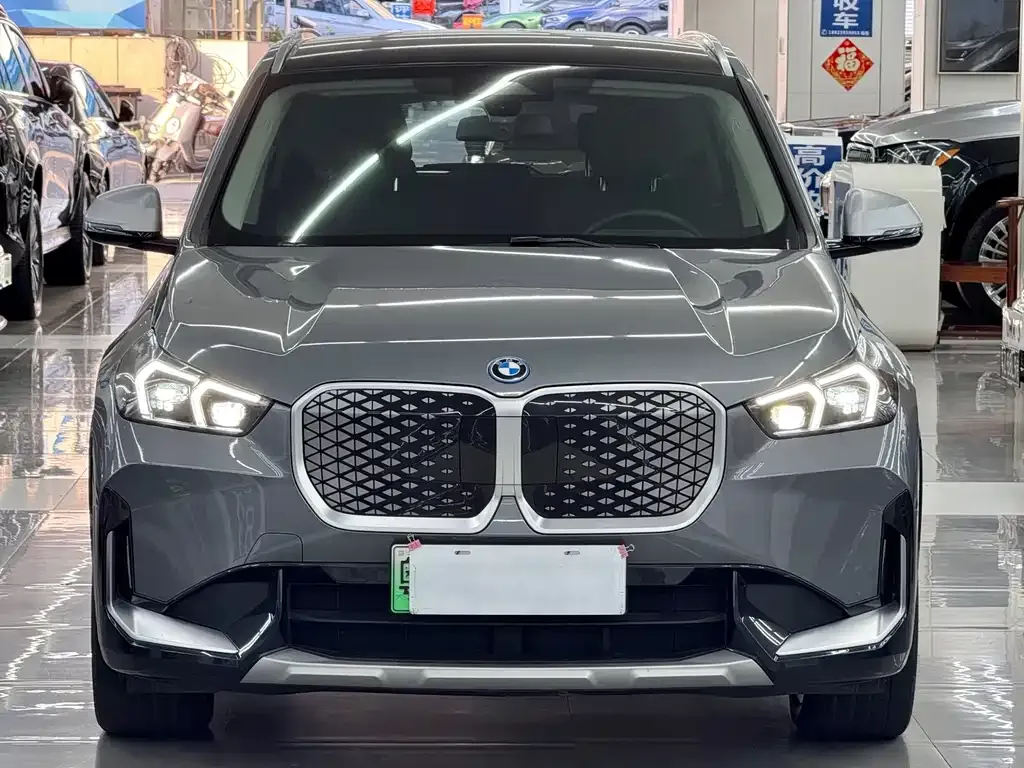BMW iX1 2024 из CN, фото 7