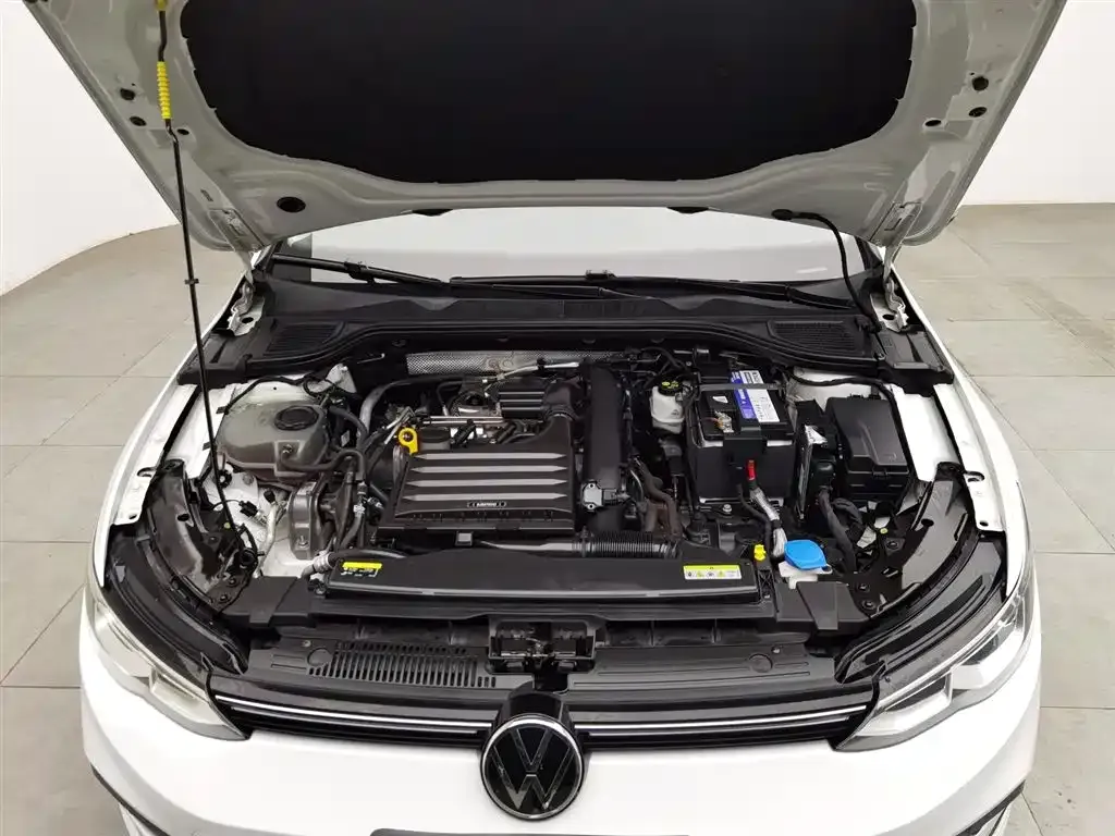 Volkswagen Golf 2021 из CN, фото 7