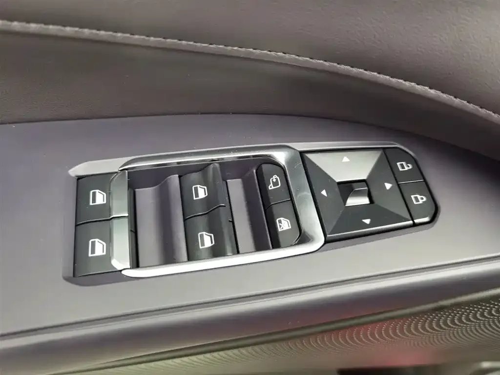 Ford Mondeo 2024 из CN, фото 10