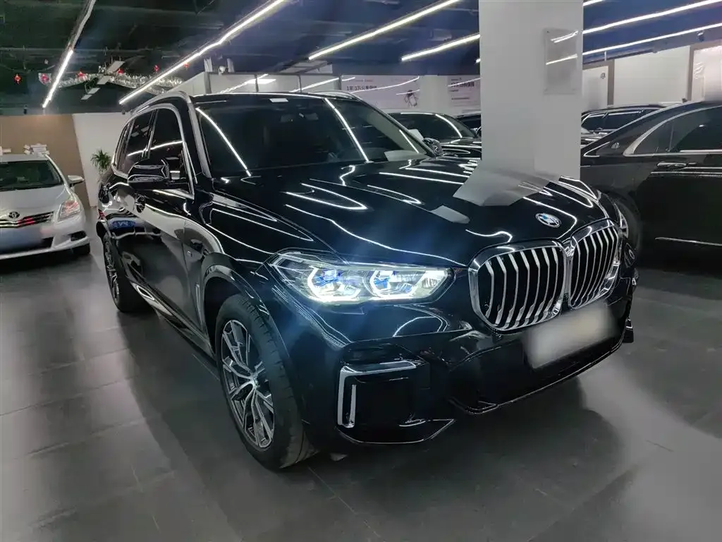 BMW X5 — фото 2