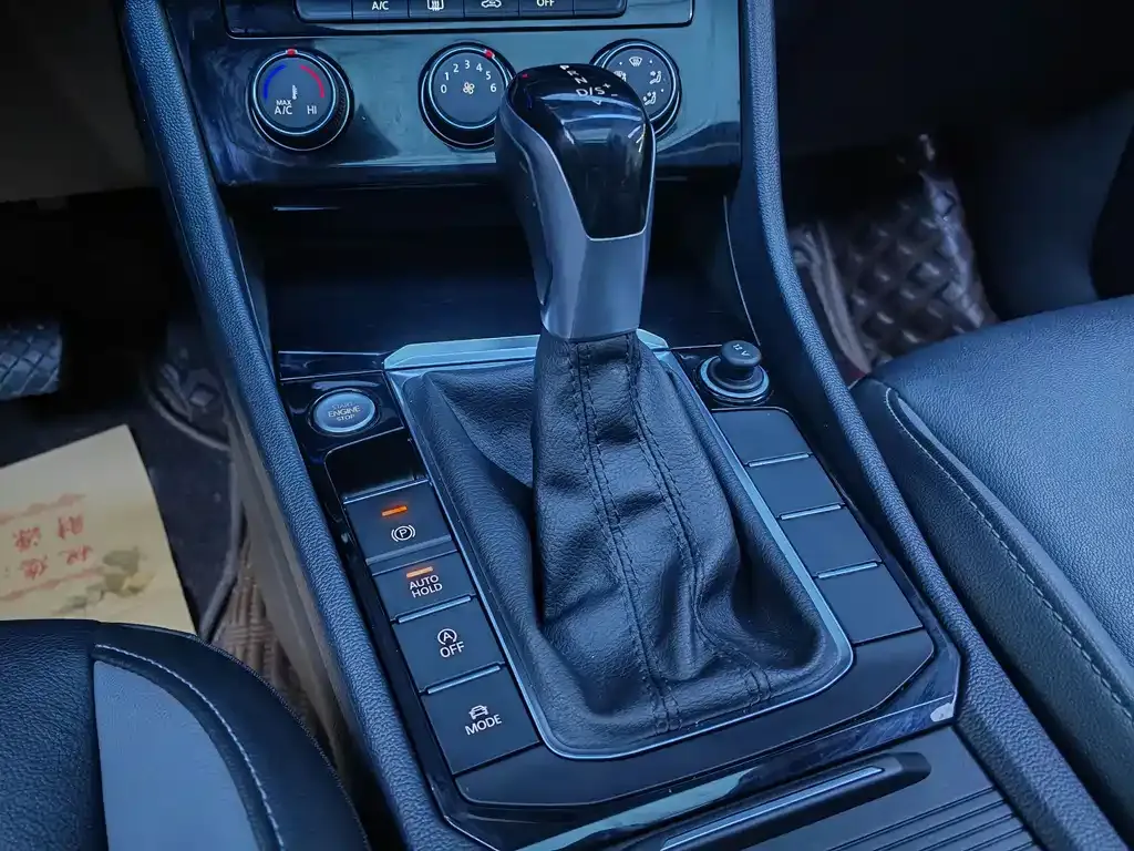 Volkswagen Sagitar 2022 из CN, фото 9
