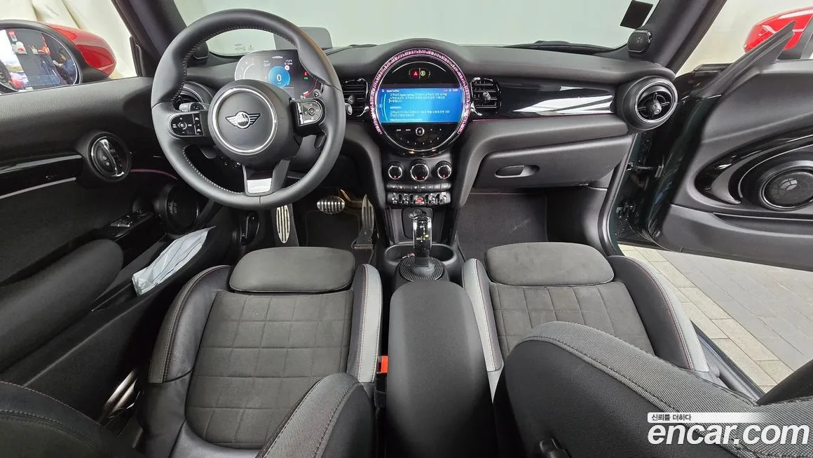 Mini Cooper 2023 из KR, фото 8