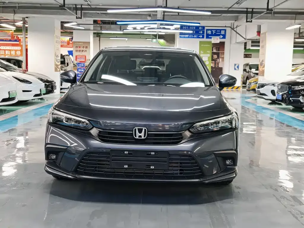 Honda Civic 2024 из CN, фото 2