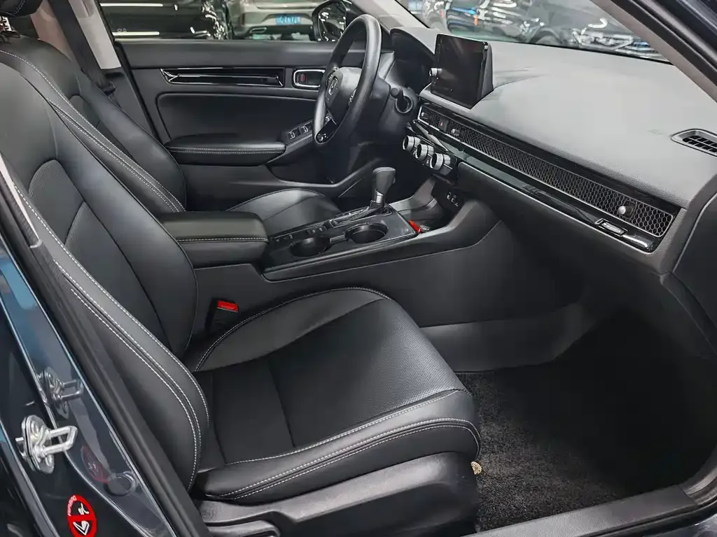 Honda Civic 2024 из CN, фото 6