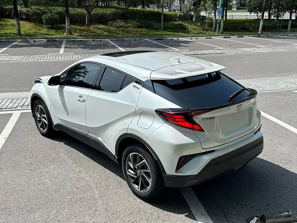 Toyota C-HR 2022 из CN, фото 5